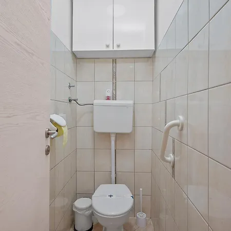 I Sobe Sofi With Common Kitchen Bathroom And Toilet 招待所 萨格勒布